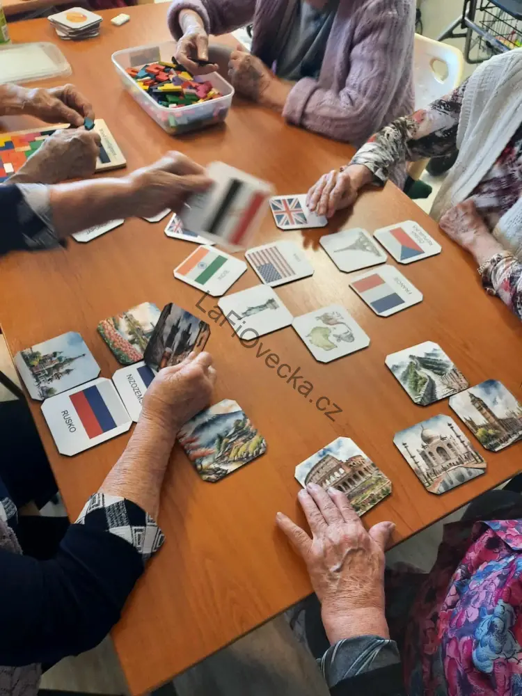 LaFi Dřevěné Pexeso – Zimní sporty (10×10 cm) | Trénink paměti | Česká výroba