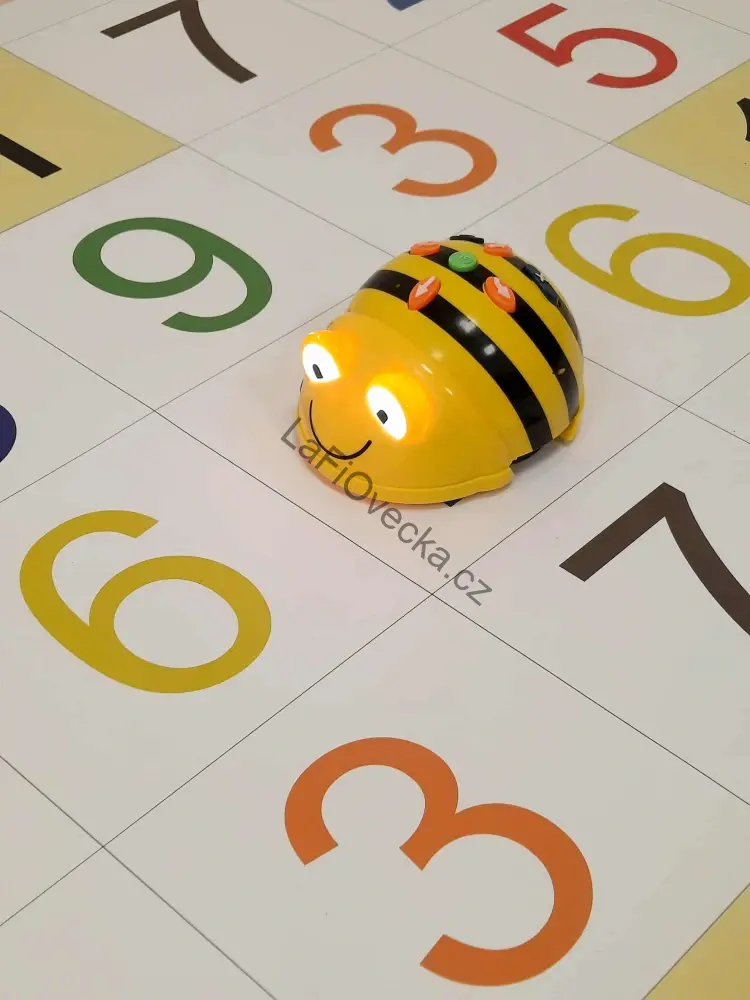 LaFi BeeBot podložka – Barevná čísla | Robotika pro MŠ a 1. třídu | Programování Bee-Bot | Česká výroba