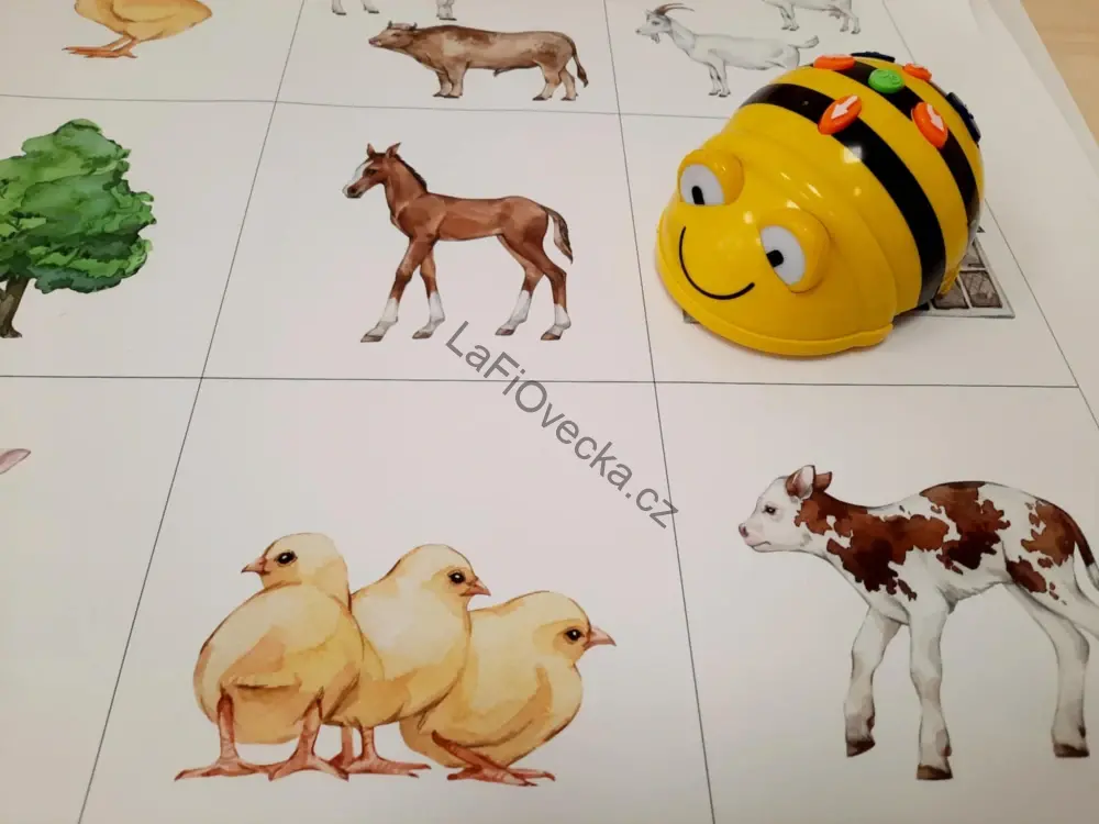 LaFi BeeBot podložka – Mláďata ze statku | Robotika pro MŠ | | Robotika pro MŠ | Programování Bee-Bot | Česká výroba